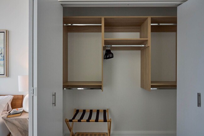 Building Photo - 1000 S Michigan Ave