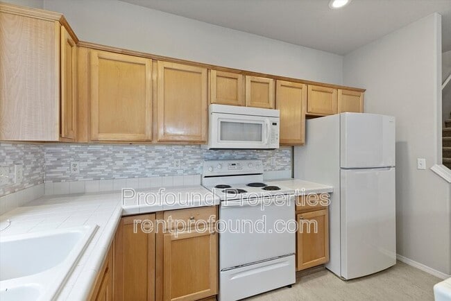 Building Photo - 17634 SW September Ln