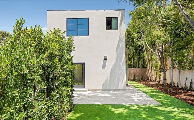 Building Photo - 936 Orlando Ave