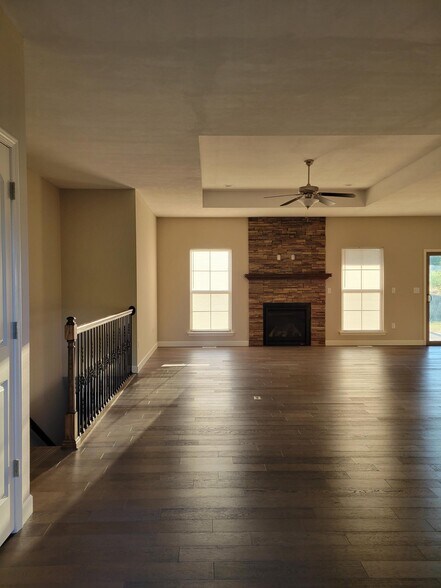 Building Photo - 2616 Fieldstone Dr