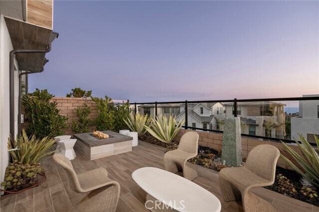 Building Photo - 26304 Paseo Horizonte