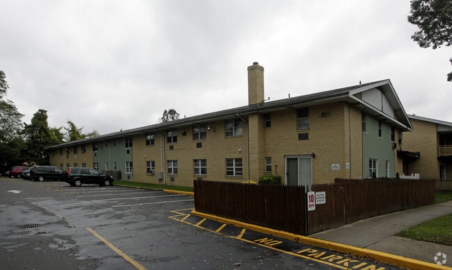 Primary Photo - Terrace Garden Apartments