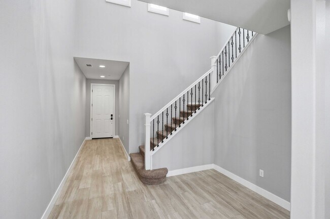 Building Photo - Highly Sought-After Next Gen Home with Private Downstairs Suite in Gated Valencia Community
