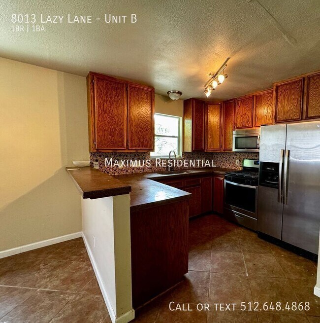 Building Photo - 8013 Lazy Ln