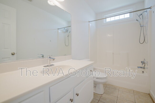 Building Photo - 4900 Lofton Dr