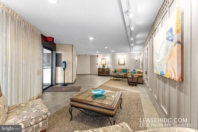 Building Photo - 2141 P St NW