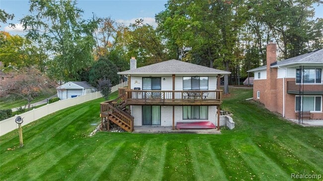 Building Photo - 9510 Beechcrest St