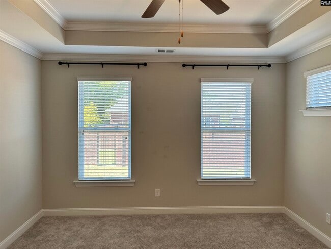 Building Photo - 905 Layton Way