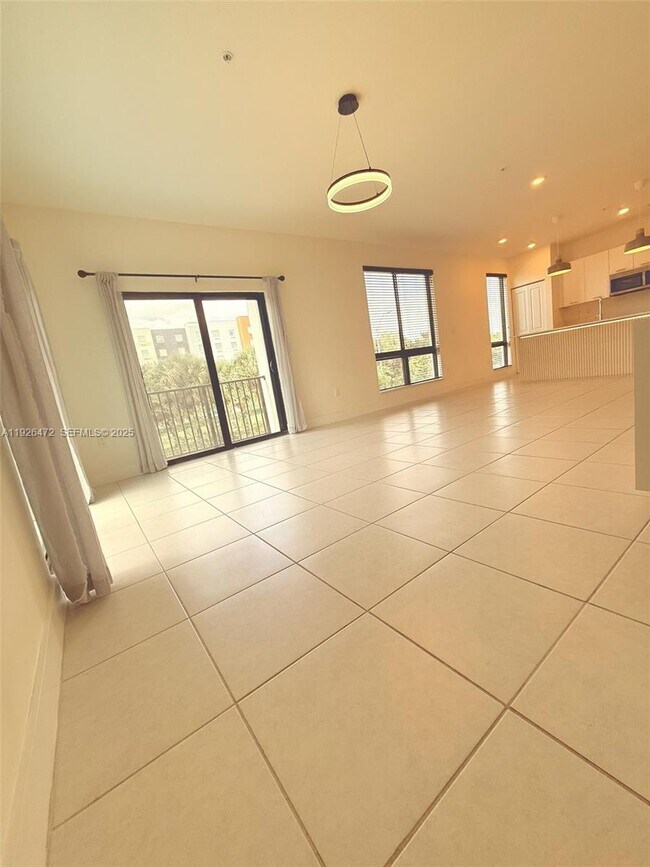 Building Photo - 8001 NW 41st St