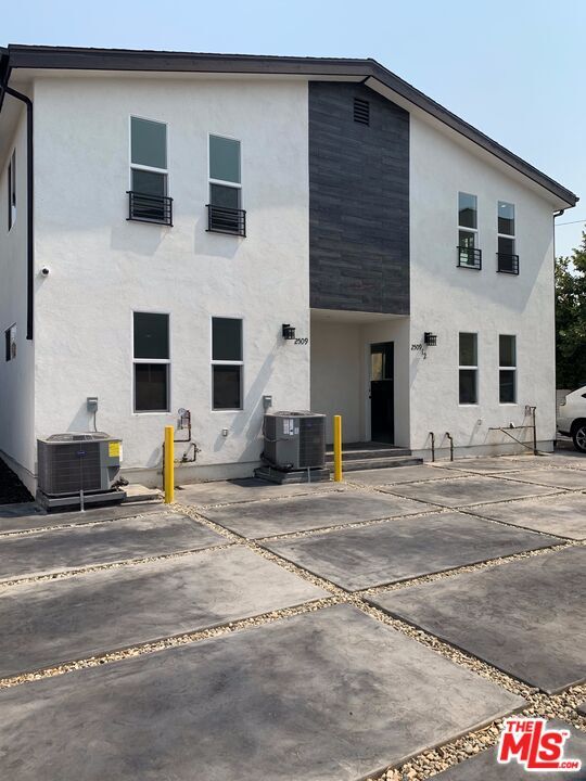 Building Photo - 2509 Cincinnati St