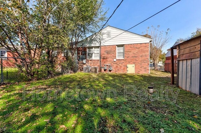 Building Photo - 432 Babb Dr