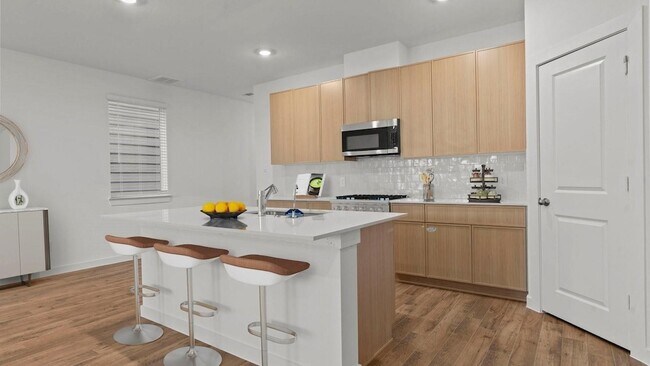 Building Photo - 28218 Meadowlark Sky Dr