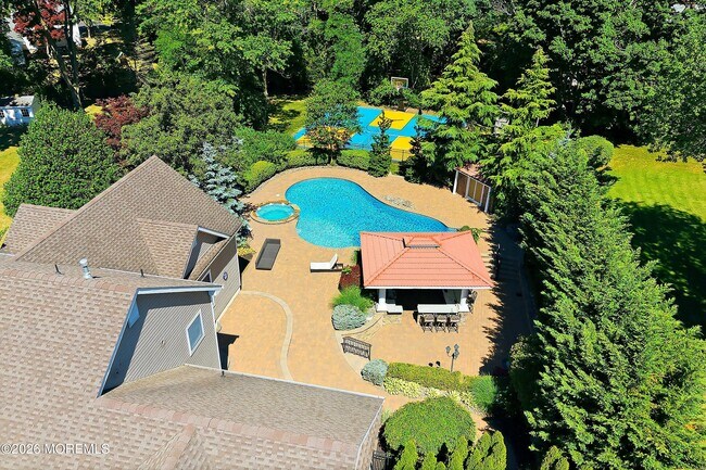Building Photo - 39 Hilltop Rd