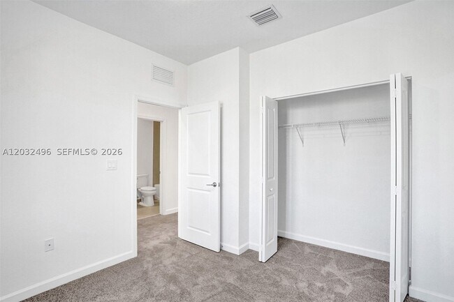 Building Photo - 2542 SE 29th Dr