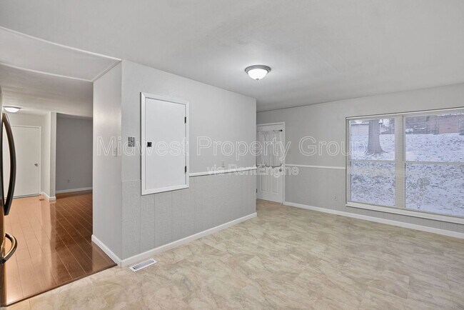 Building Photo - 19 Stone Mill Ln