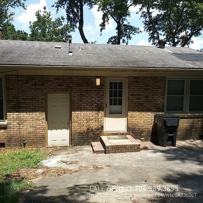 Building Photo - 633 Dunbrook Ln