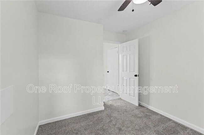 Building Photo - 8105 E 80th Terrace