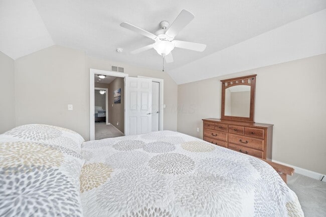Building Photo - 4939 Stonehaven Dr