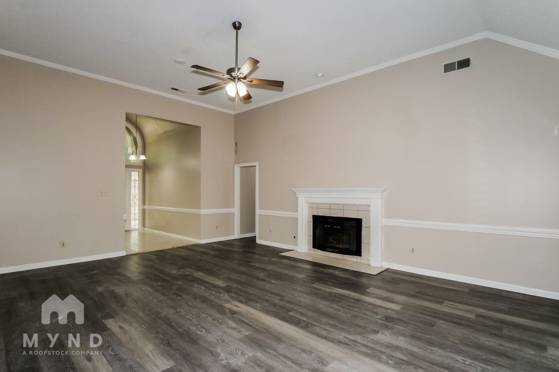 Building Photo - 1624 Wayside Cove