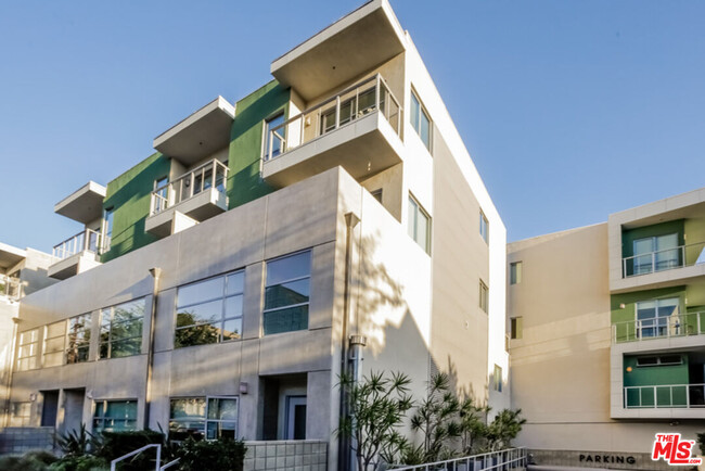 Building Photo - 11500 Tennessee Ave