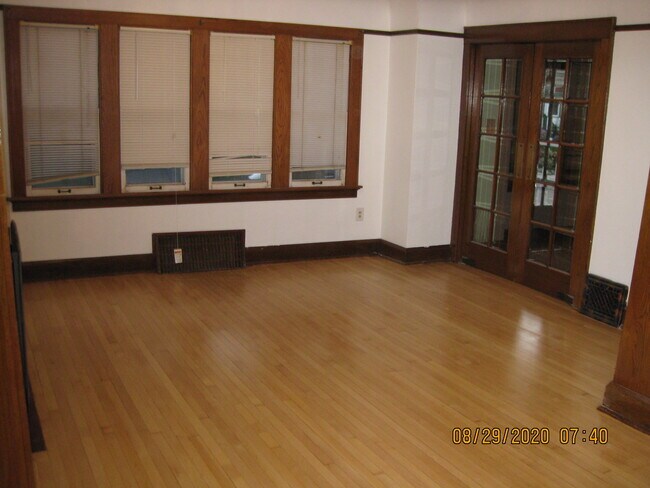 Building Photo - 1248 S 50th St