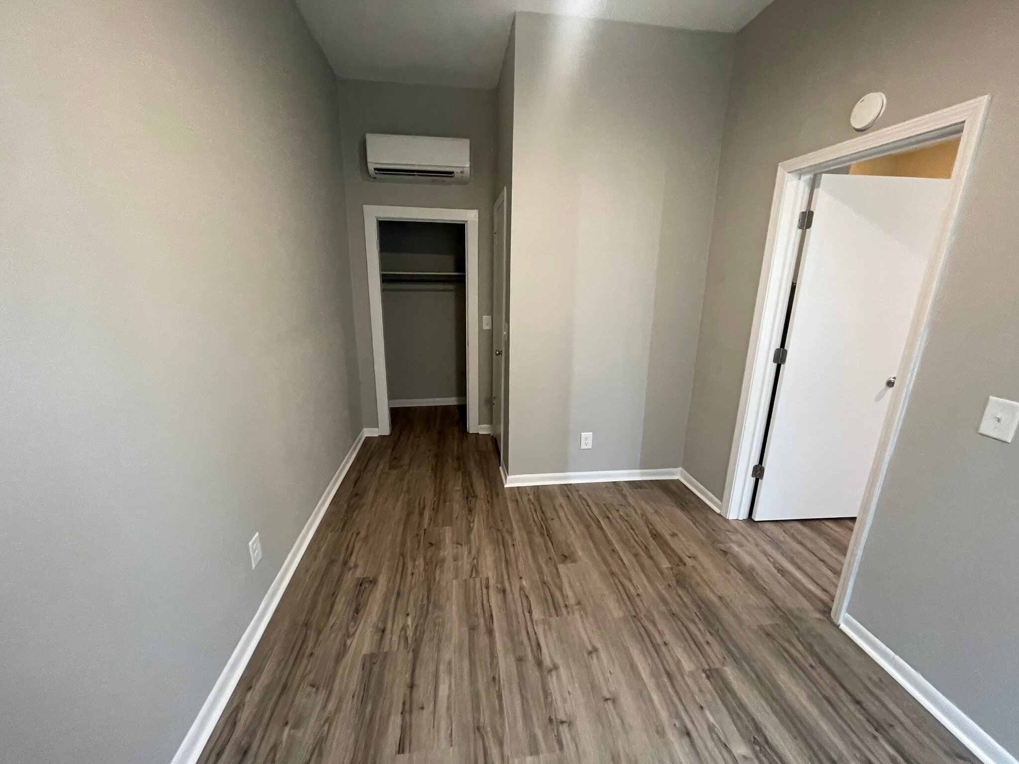 Building Photo - 1157 Olympia Ave