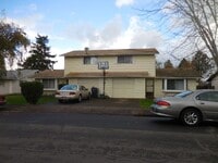 Building Photo - Great Duplex!