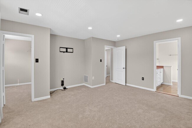 Building Photo - 4315 Castletower Ct