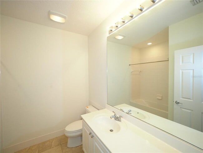 Building Photo - 1553 Napoli Dr W