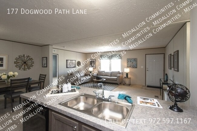 Building Photo - 177 Dogwood Path Ln