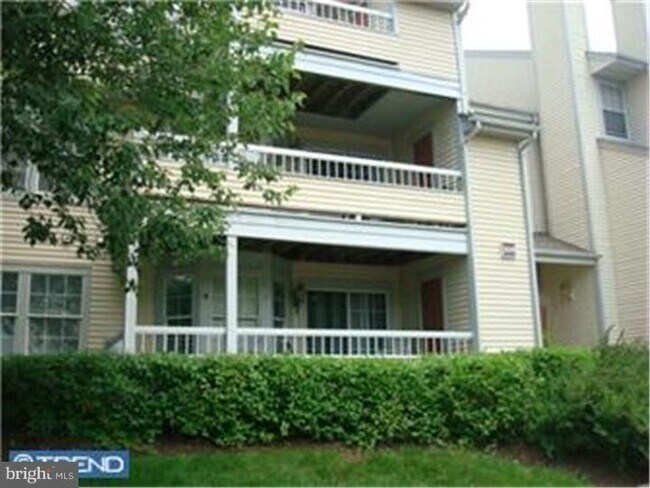 Building Photo - 309 Trinity Ct