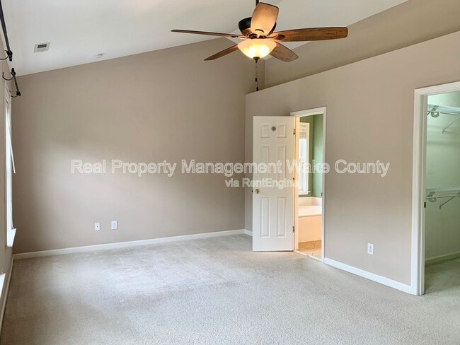 Building Photo - 9201 Langwood Dr