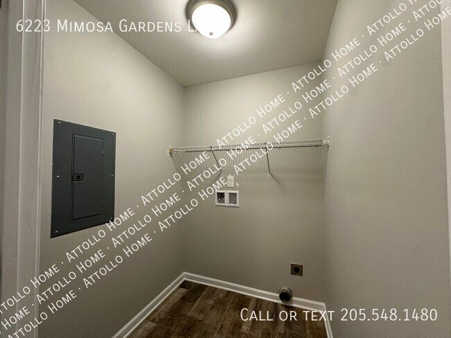 Building Photo - 6223 Mimosa Garden Ln