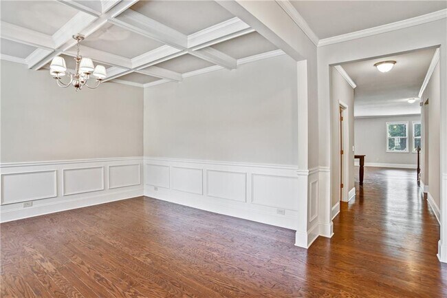 Building Photo - 6325 Pine Bluff Dr