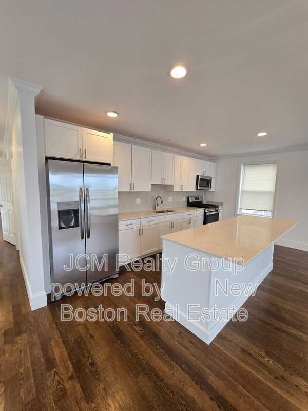 Building Photo - 375 Crescent Ave
