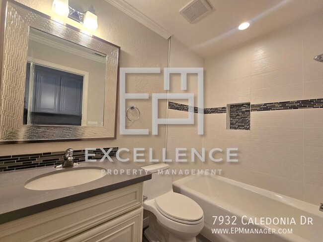 Building Photo - 7932 Caledonia Dr