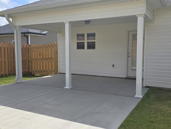 Building Photo - 8509 Bannock Cir
