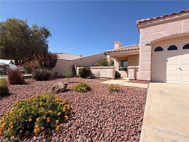 Building Photo - 212 Horizon Peak Dr