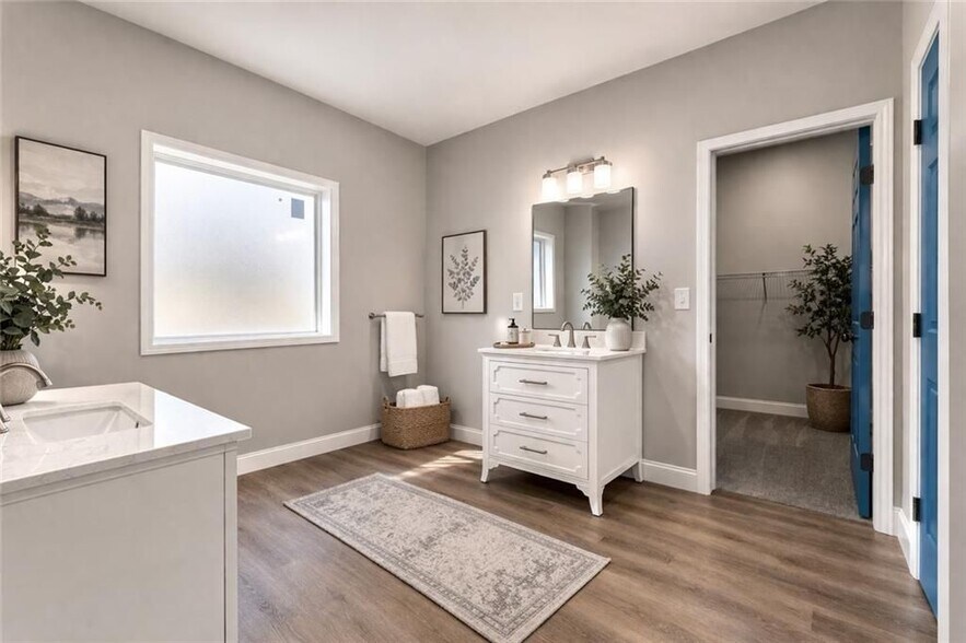 Building Photo - 450 Oliver Ridge Dr