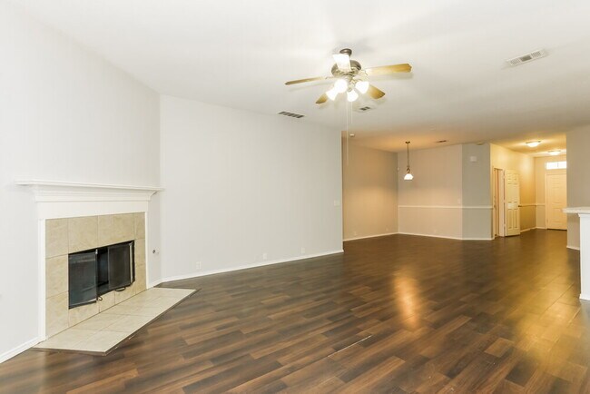 Building Photo - 8433 Asheville Ln