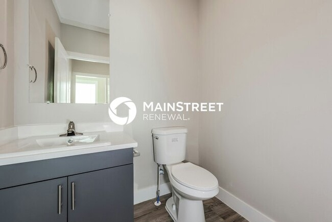 Building Photo - 3 Bedroom Pet-Friendly Home in Dallas, TX with Main Street Renewal
