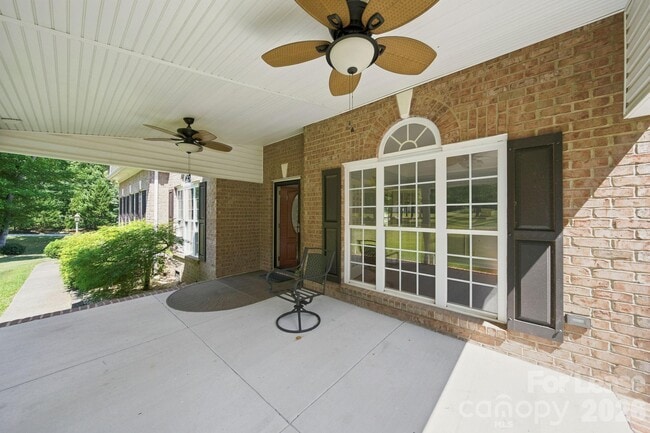 Building Photo - 7107 Nesbit Rd