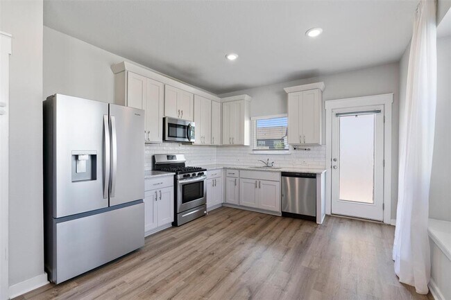 Building Photo - 501 Silkworm Way