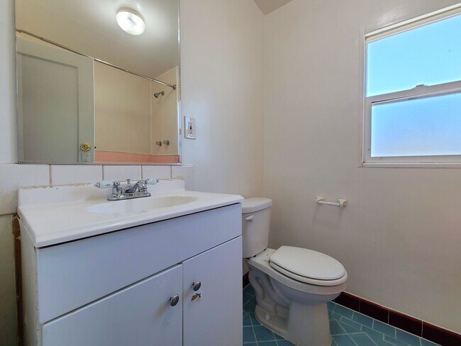 Building Photo - Single-Story 2-Bedroom Home in Calimesa!