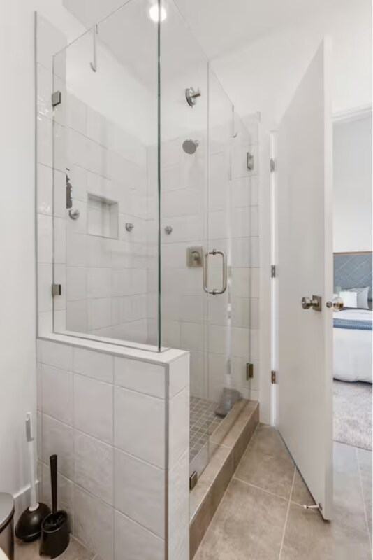 Building Photo - 772 W 300 N