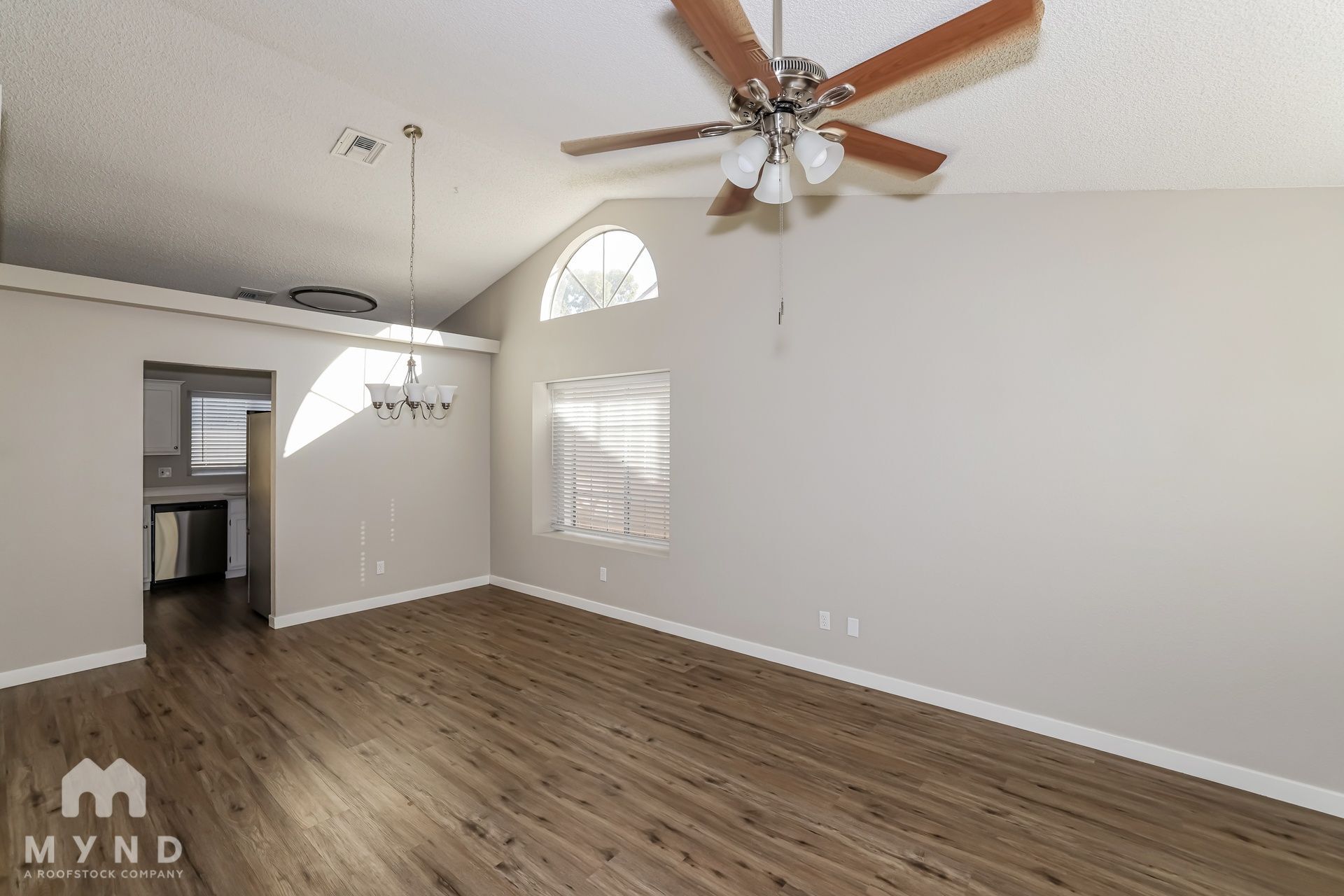 Building Photo - 3432 E Tonto Ln