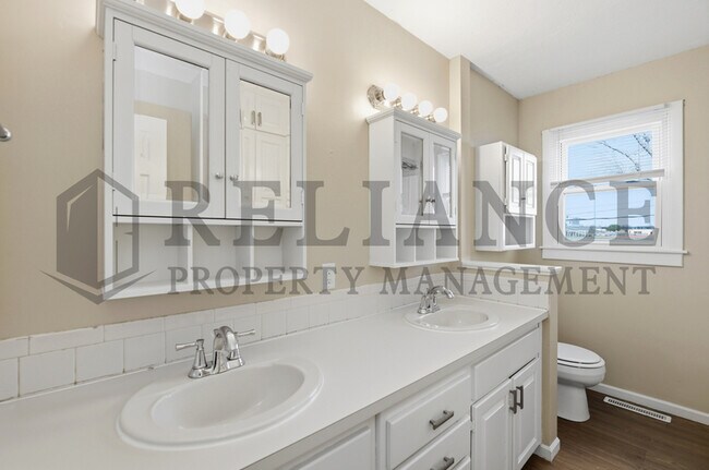 Building Photo - 8300 W 9th St N