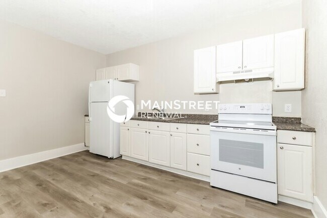 Building Photo - 3 Bedroom Pet-Friendly Home in Louisville,...
