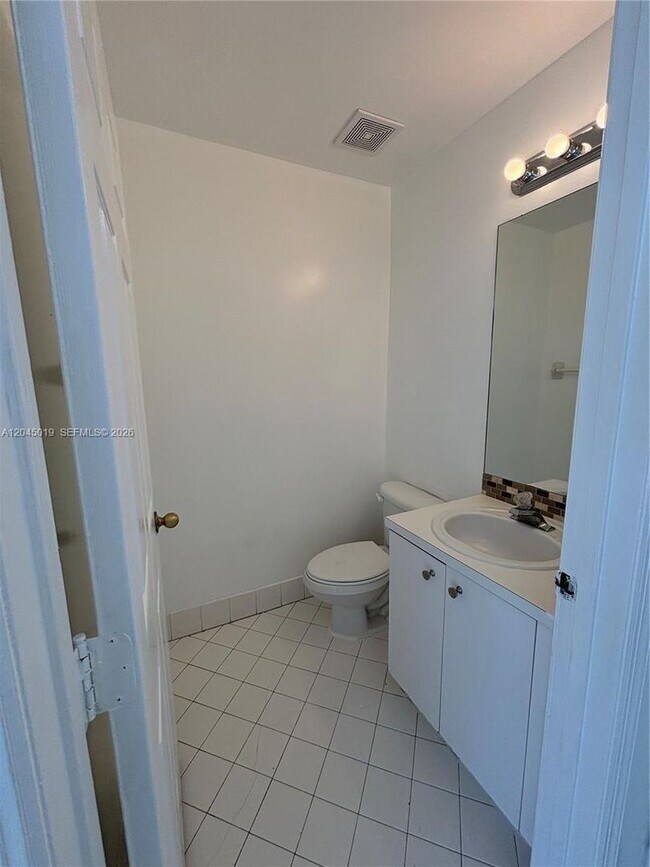 Building Photo - 21339 SW 87th Ct