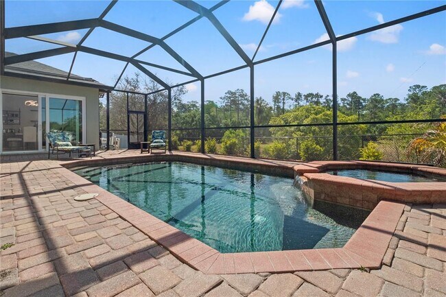 Building Photo - 10206 Shooting Star Ct